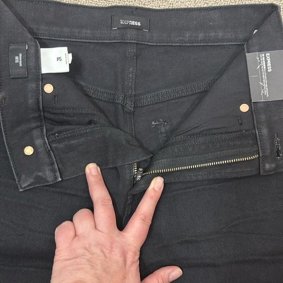 Express Black Distressed Super High Rise Slim Jeans- 2- NWT - Picture 7 of 13